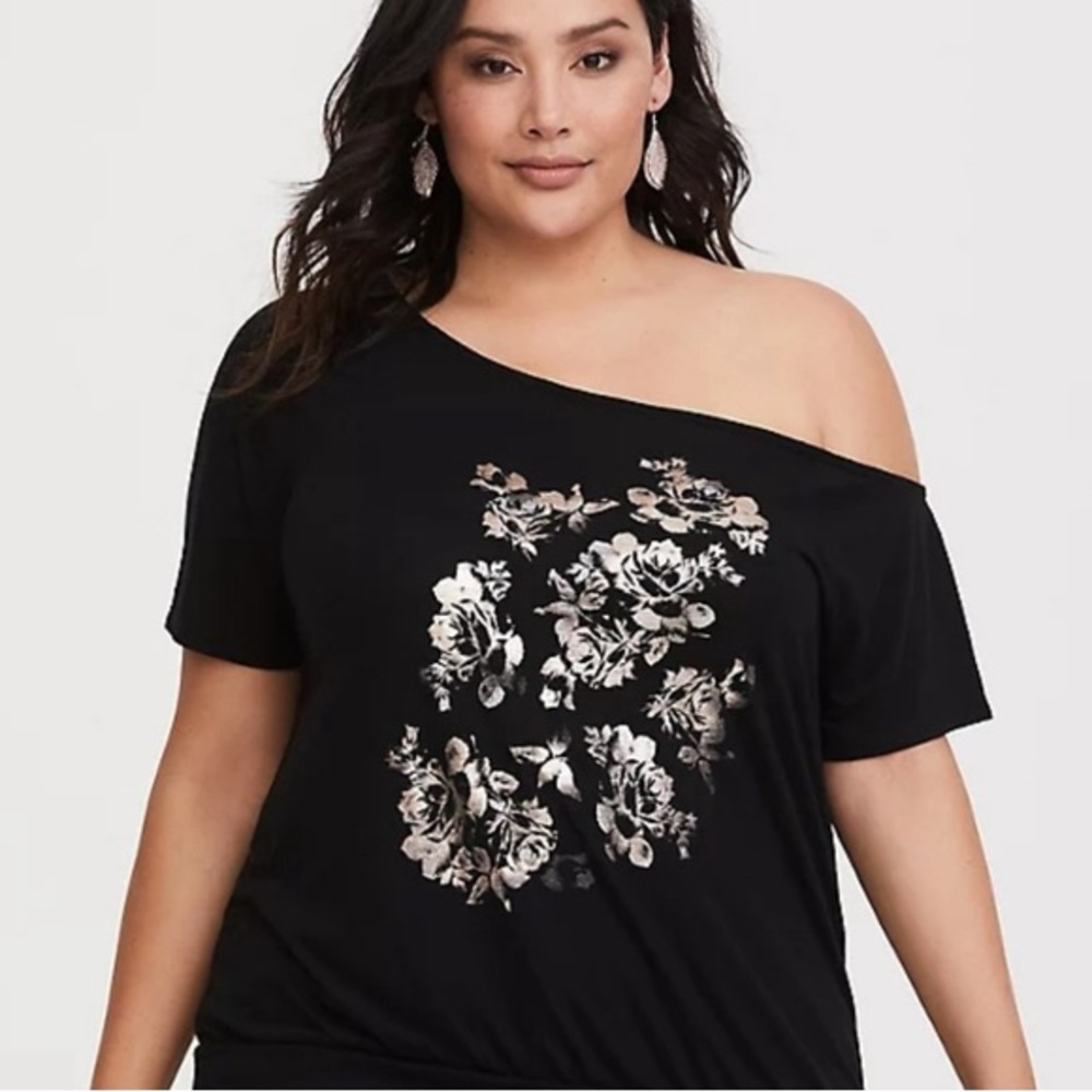 Torrid Black Off-Shoulder Rose Graphic T-Shirt | 3